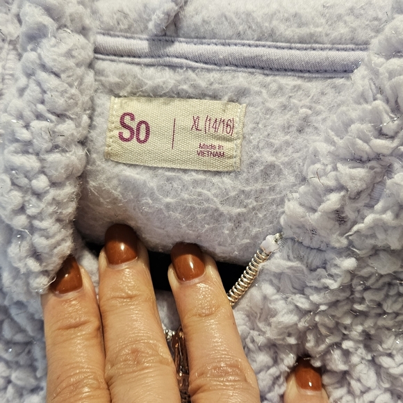 SO Fuzzy pullover sweater - Picture 4 of 5